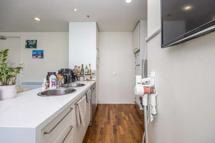 1302/2 Beach Road Auckland Central_9