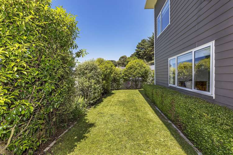 33 Franklyn Road Tawa_16