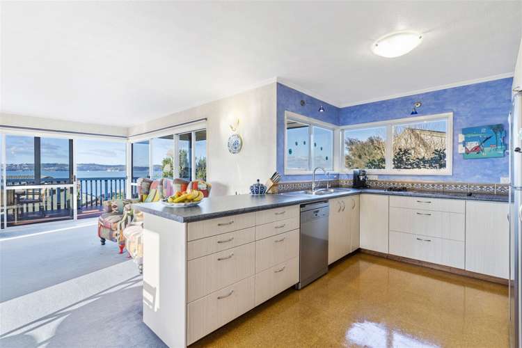 58 Spinnaker Drive Te Atatu Peninsula_11