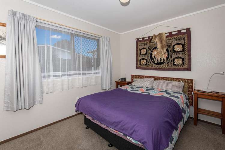 12 Cypress Gardens Place Onerahi_6