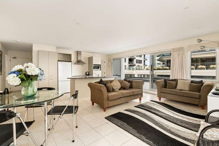 3F/4 Marine Parade_5