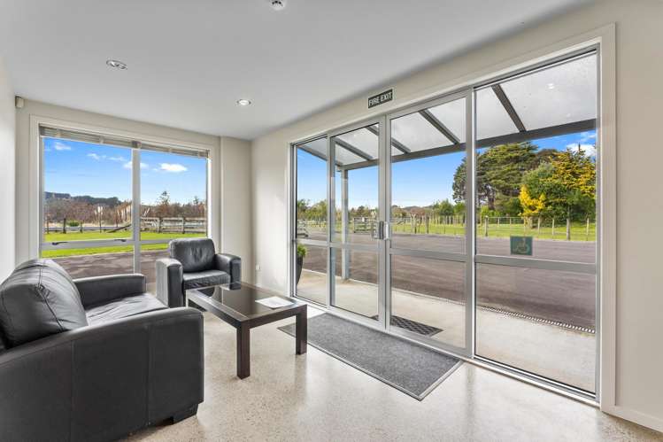 126 Riverbank Road Okoia_18