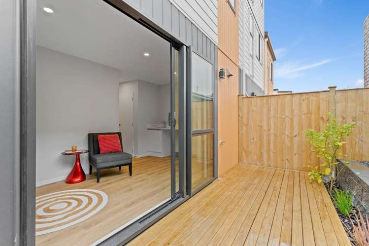 2/30 Woodford Avenue Henderson_12