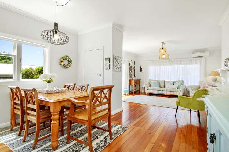 3 Mako View Titahi Bay_3