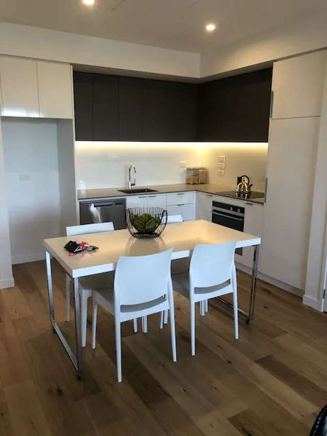 206/1 Kimiora Street Three Kings_4