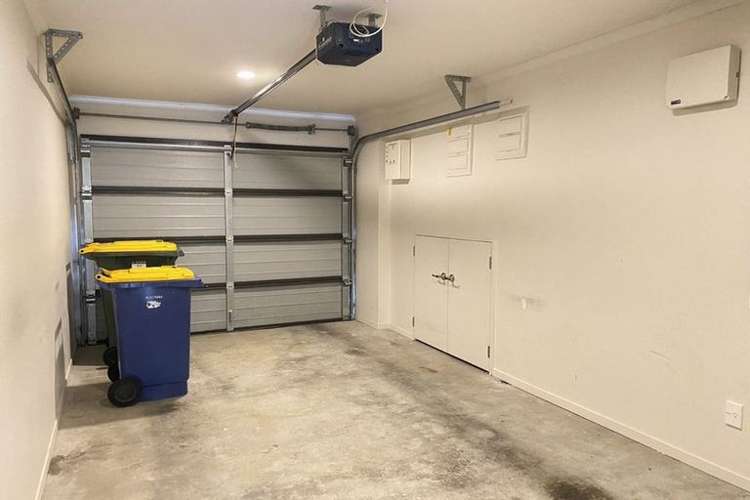 2/2 Swan Hill Drive Glen Eden_10