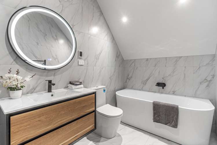 12a Range View Road Mount Albert_14