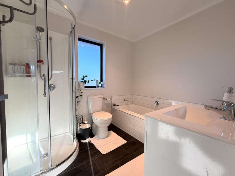 7 Lolite Lane Rolleston_13