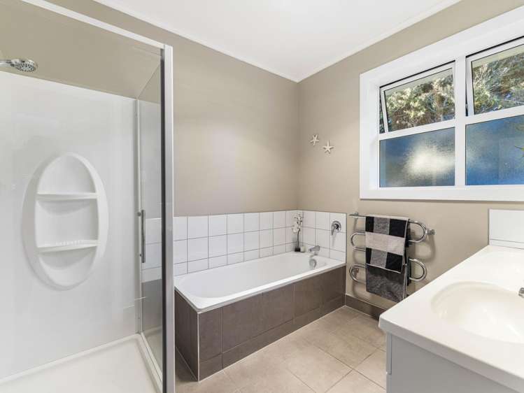 1 Coates Road Cockle Bay_12