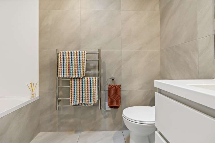 106 Joseph Street Flat Bush_20