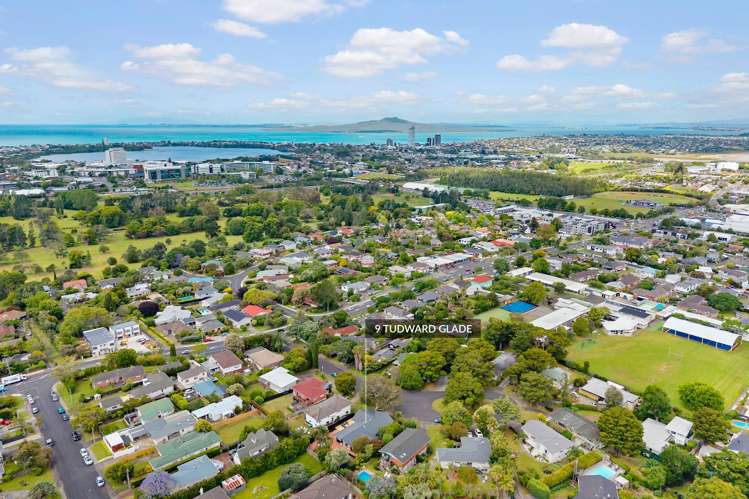 9 Tudward Glade Hillcrest_30