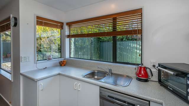 2/58 Cresswell Avenue Burwood_2