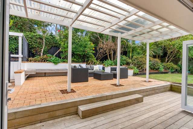 2/101 Churchill Road Murrays Bay_2