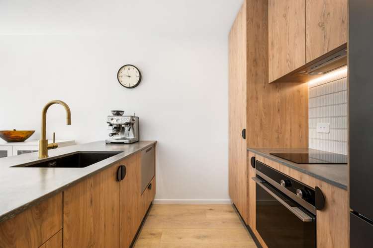 41 Ryan Loop Jacks Point_2