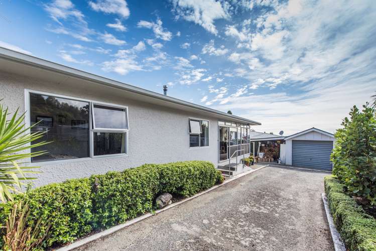 40a Churchill Avenue Richmond_1