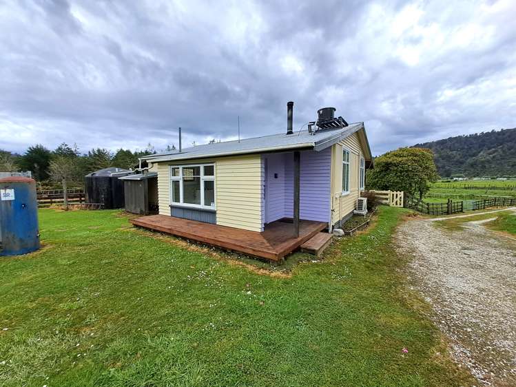 92 Gladstone Street Seddonville_11