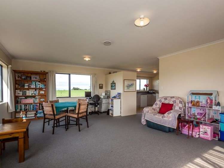 361 Whales Line Marton_10