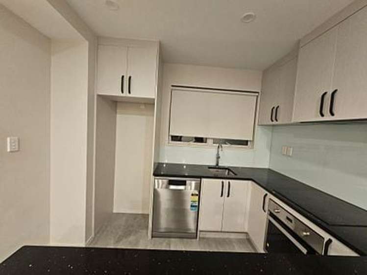 2/49 Arawa Street New Lynn_15