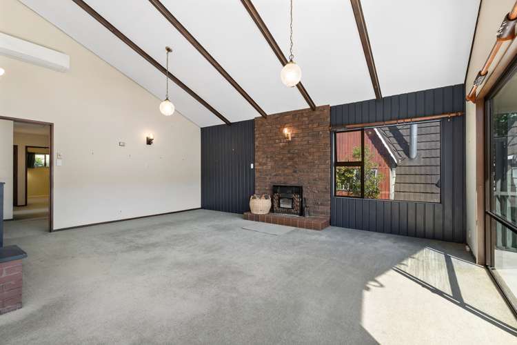 582 Peninsula Road Kelvin Heights_22