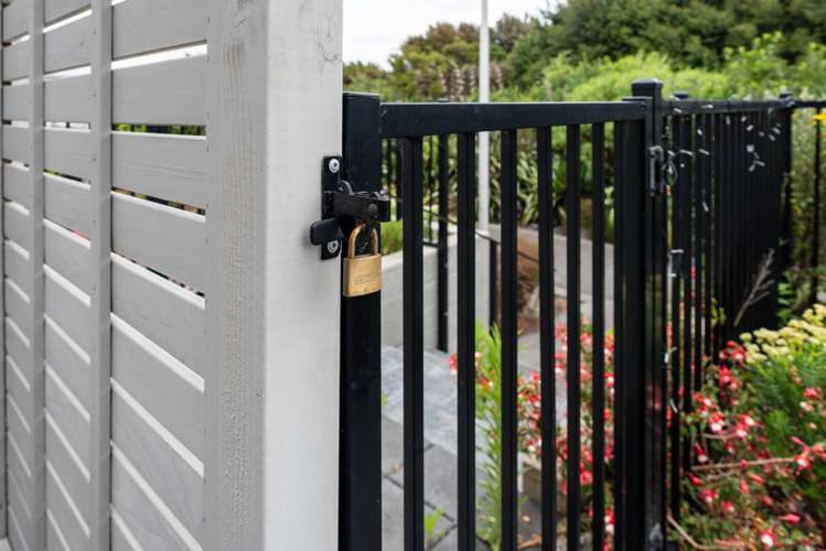 56 Whimbrel Road Flat Bush_10