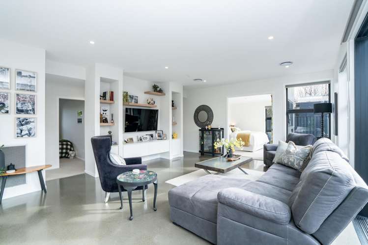 375 Herbert Street Windsor_11
