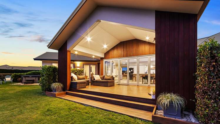 7 Mandeville Park Drive_0