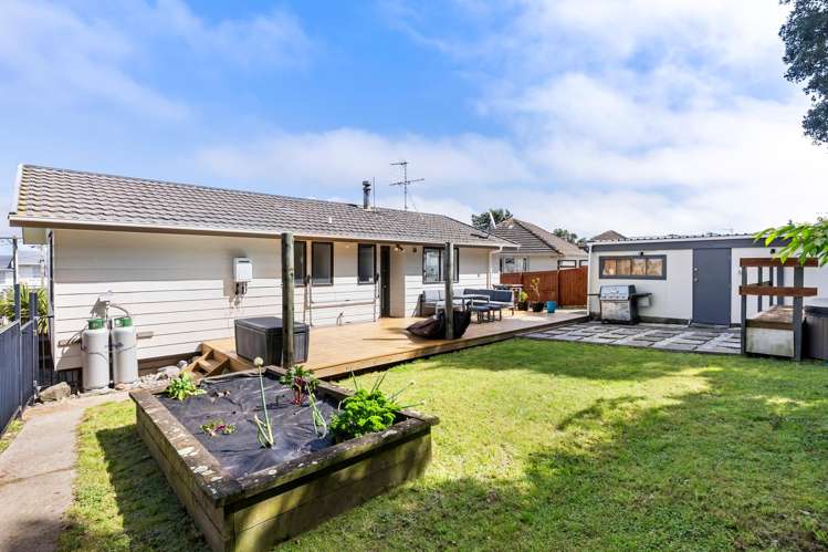 32 Owhiti Street Titahi Bay_13