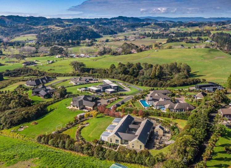 75 Whitford Park Road Whitford_52