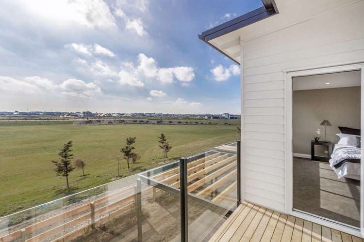 6 Atatu Lane Wigram_11