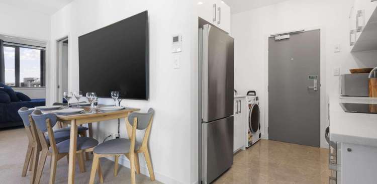 79 Airedale Street 10015_4