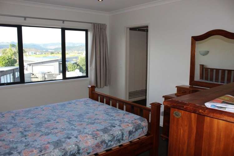 169 The Fairway Matarangi_7