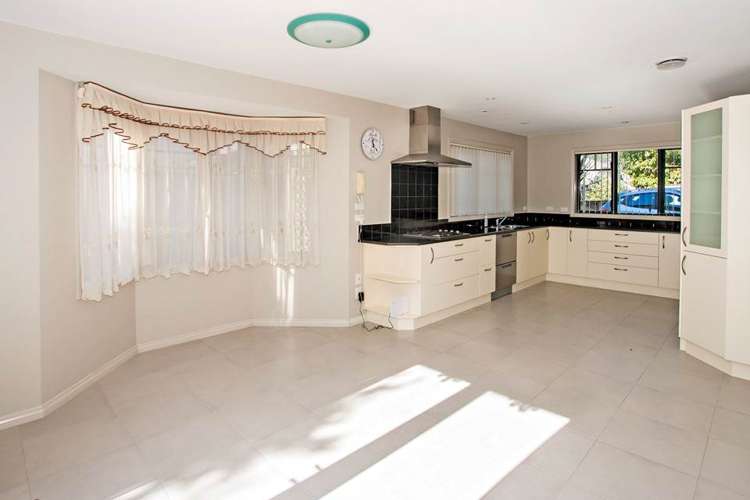 19a Rewi Road Royal Oak_1