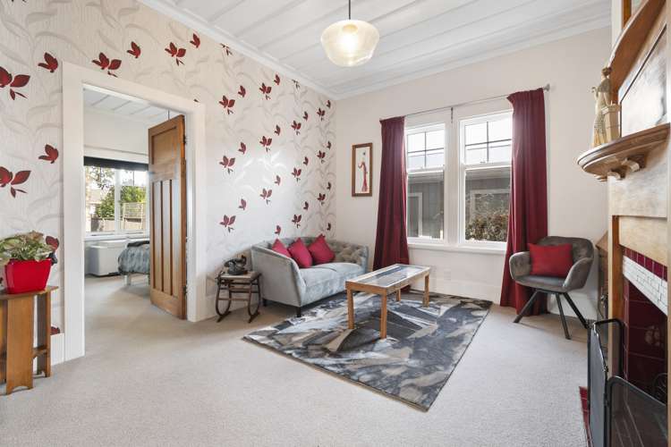 287 College Street West End_18