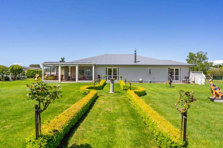 8 Camellia Lane Carterton_17