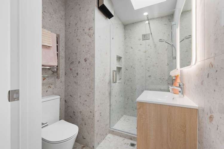 2/2 Flaunty Place West Harbour_13