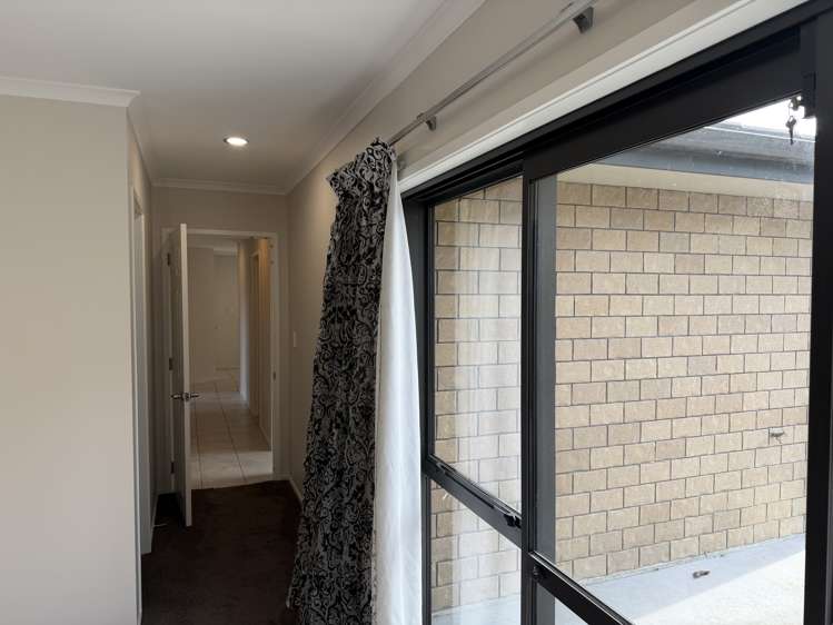 10 Caldera Crescent Pyes Pa_17