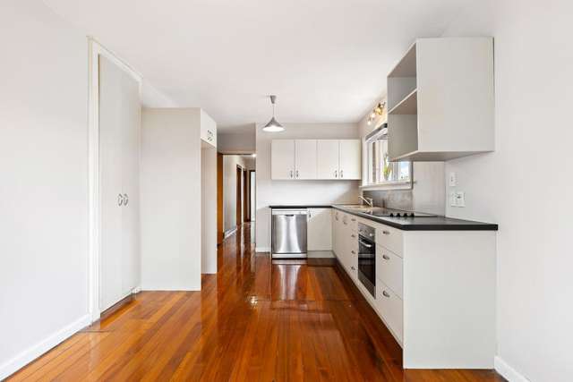 1/111 Harris Crescent Papanui_3