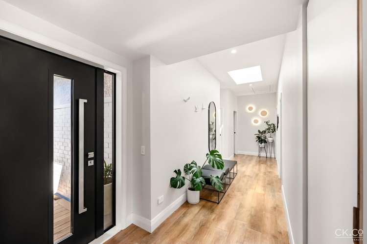 42 Tui Street Alicetown_15