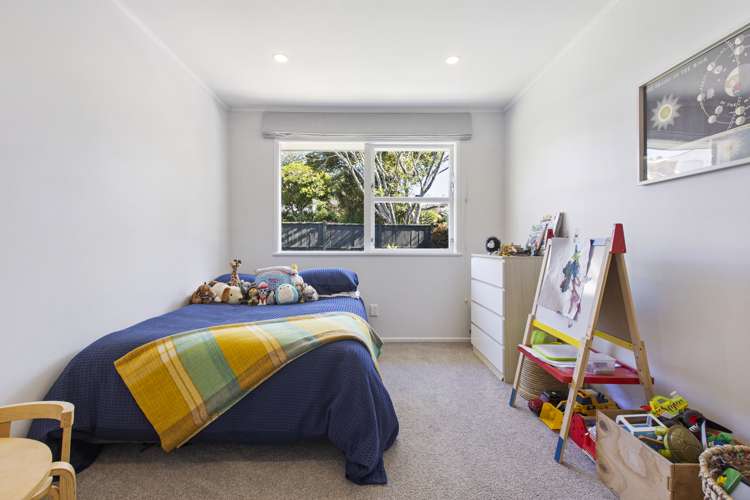 1/12 Grimshaw Place Henderson_13