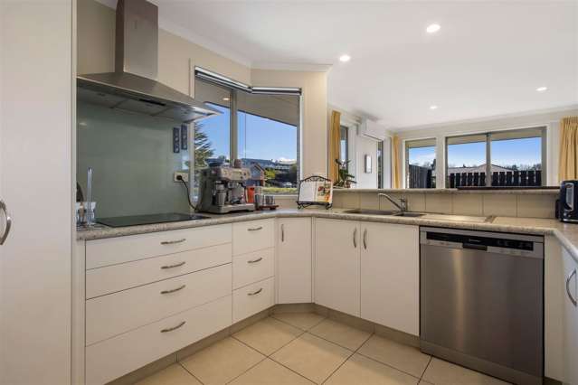 15 Uretara Drive Katikati_3