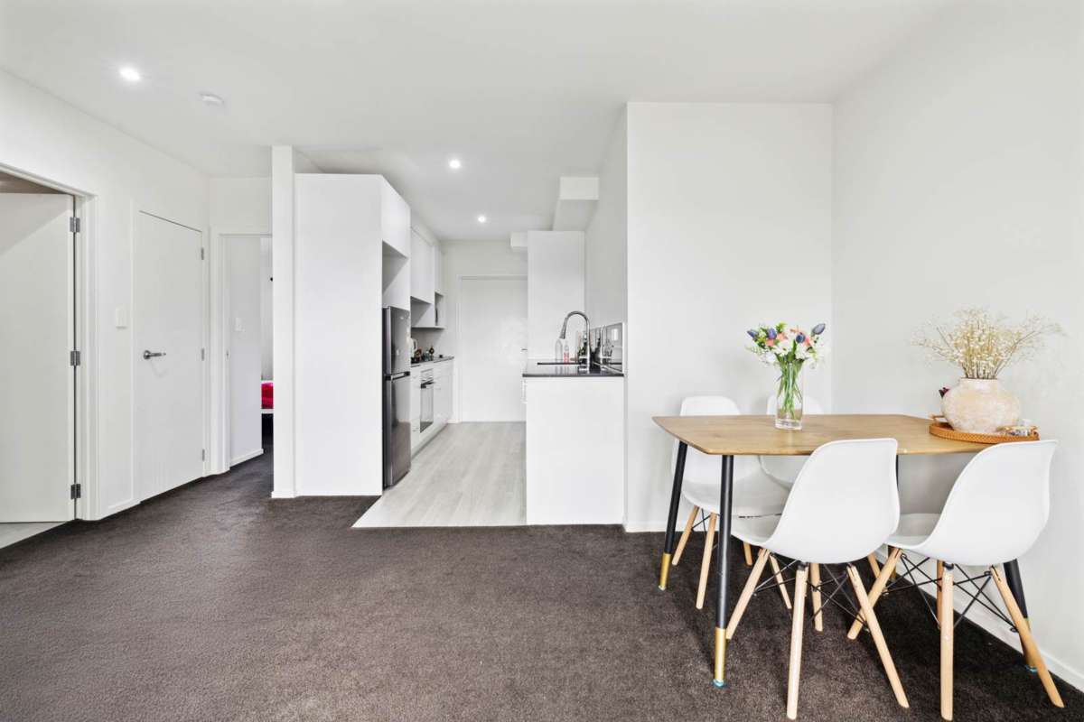 102/4 Richards Avenue_1