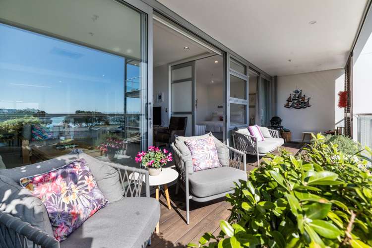 B301/14 West Quay Ahuriri_17