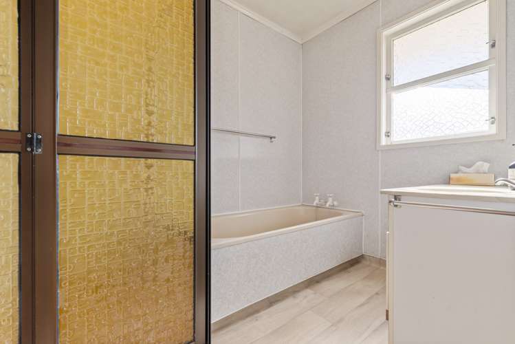 249 Malfroy Road Utuhina_13
