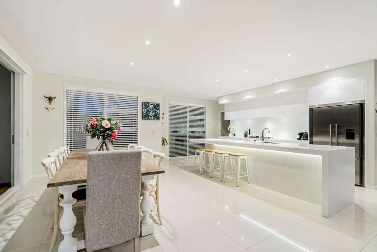 928 Redoubt Road Flat Bush_25