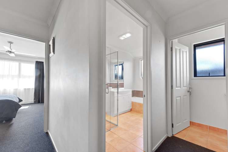 18 Monaco View Stoke_18