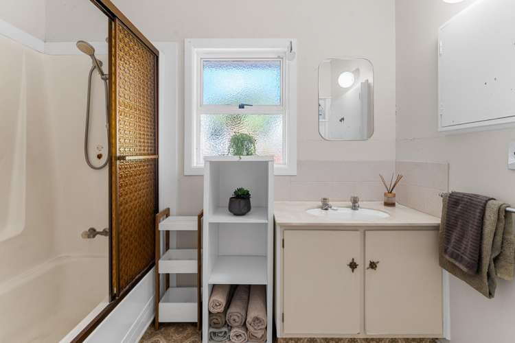 41 Seaview Road Otumoetai_9