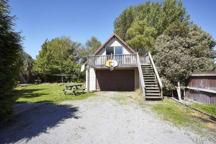 90 Main North Road Woodend_19