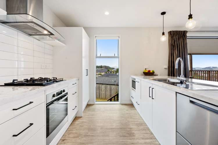 74 Pebble Beach Boulevard Kamo_9