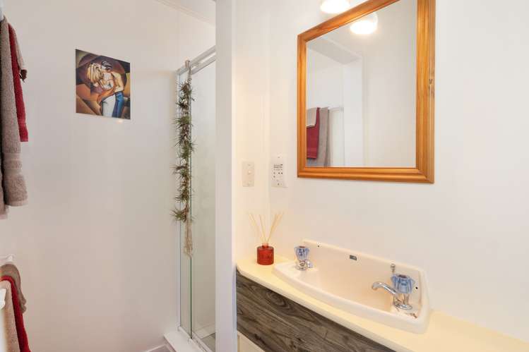 24 Kekerenga Street Strathmore Park_17