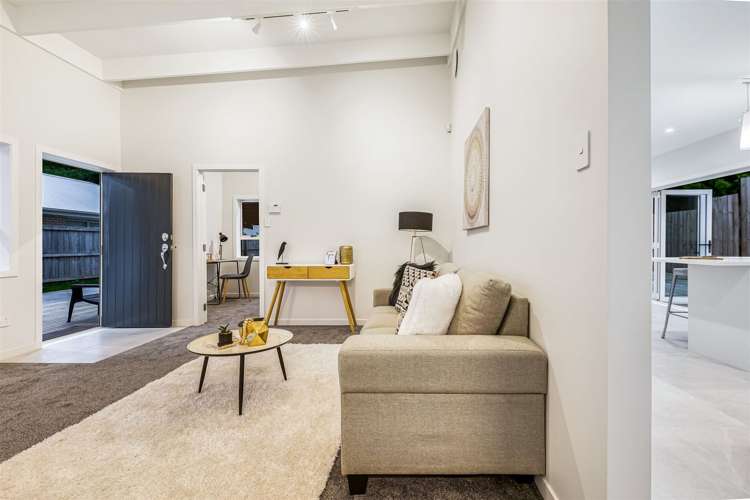 5 Duchess Way Riverhead_4